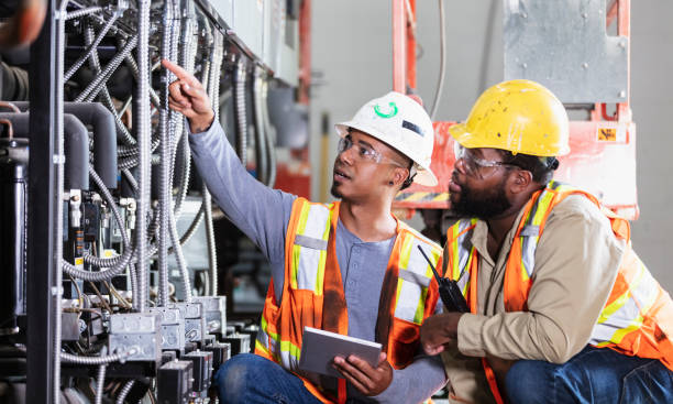 Best 24-Hour Electrician  in Metropolis, IL